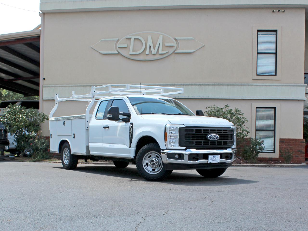 Ford F-250 SD XL SuperCab 2WD 2023