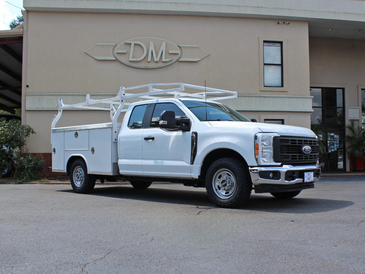 Ford F-250 SD XL SuperCab 2WD 2023