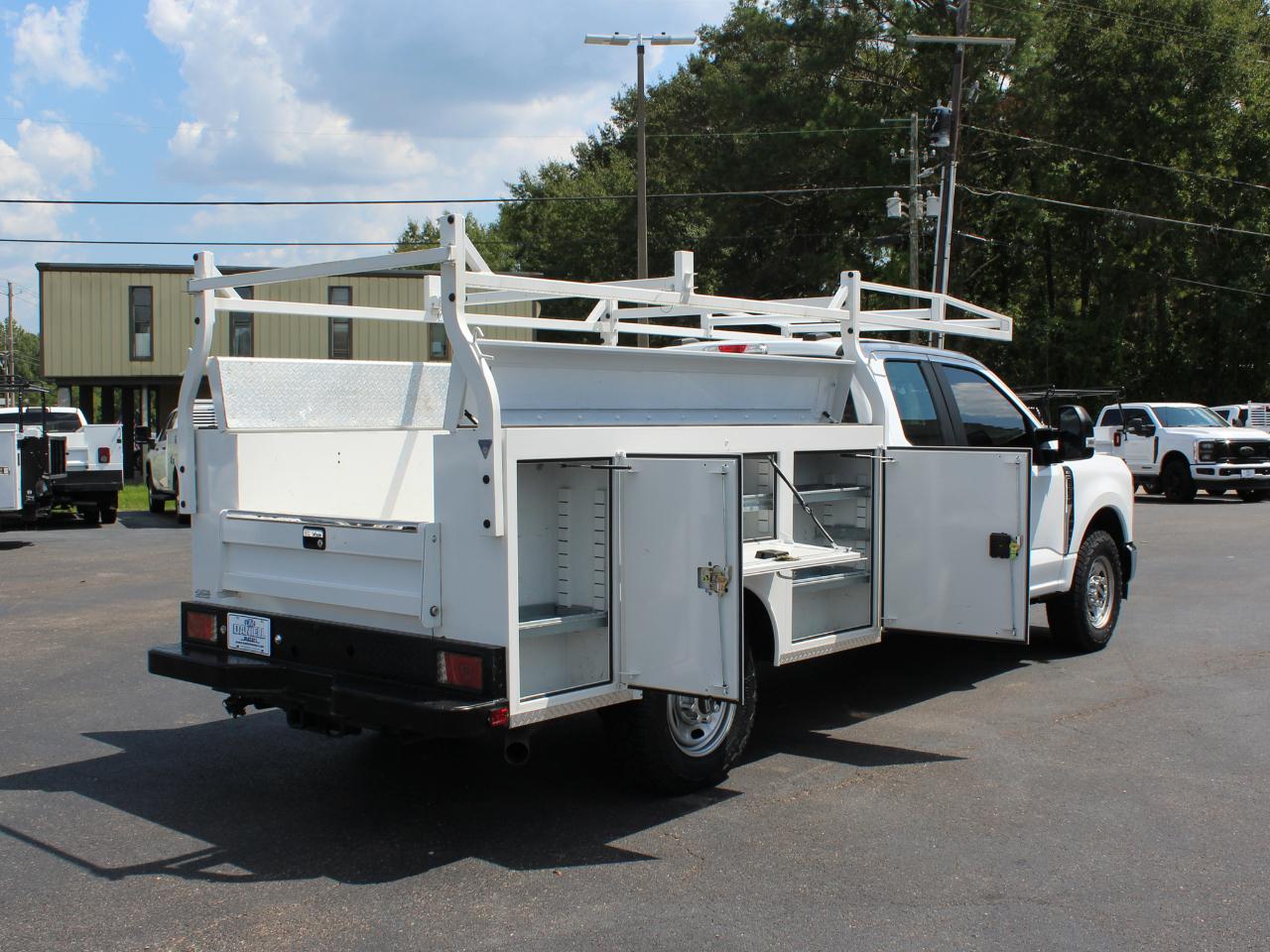 Ford F-250 SD XL SuperCab 2WD 2023