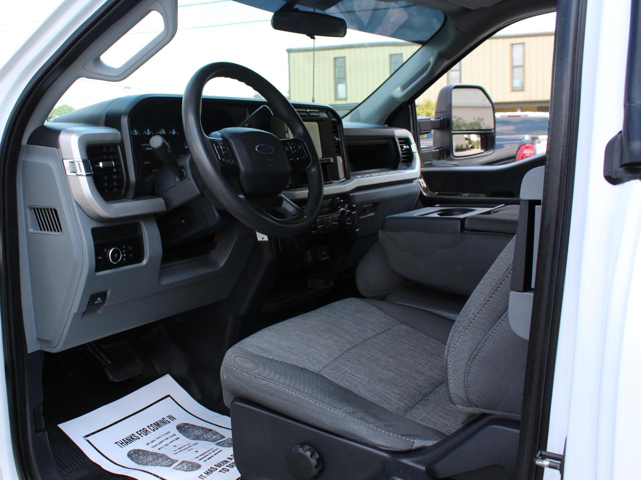Ford F-250 SD XL SuperCab 2WD 2023