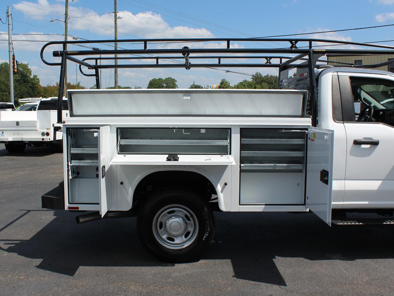 Ford F-250 SD XL 4WD 2025