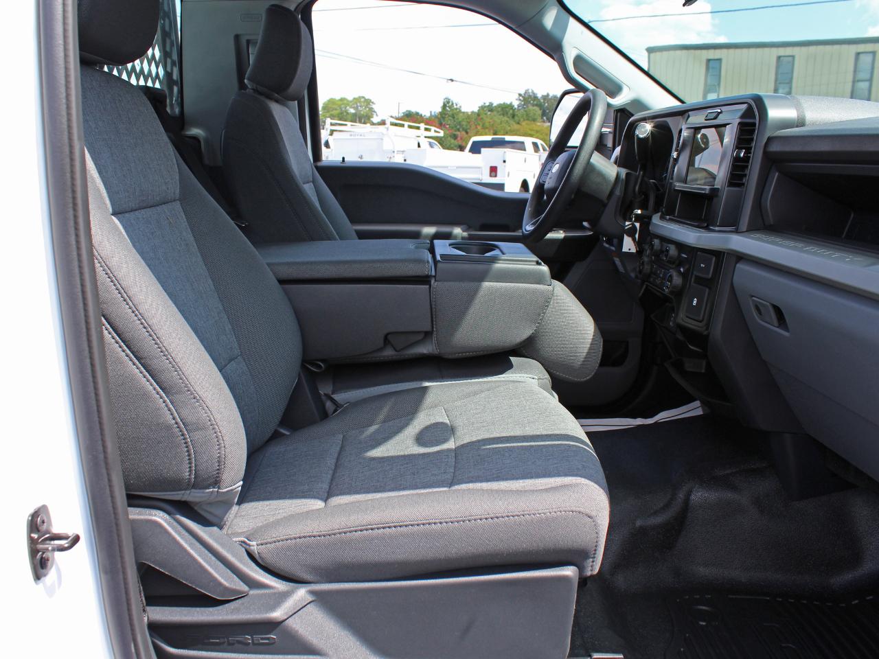 Ford F-250 SD XL 4WD 2025