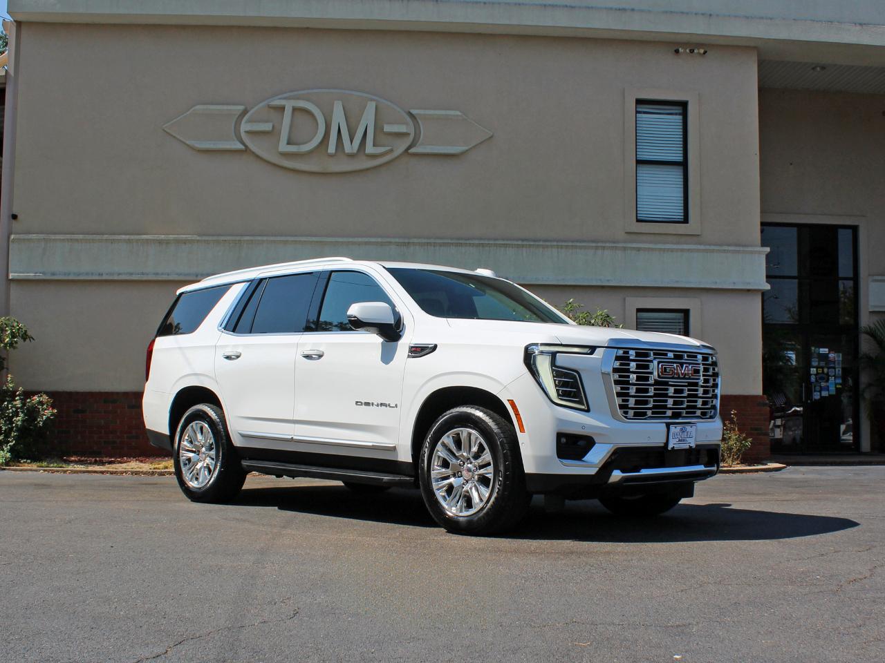 GMC Yukon Denali 4WD 2025