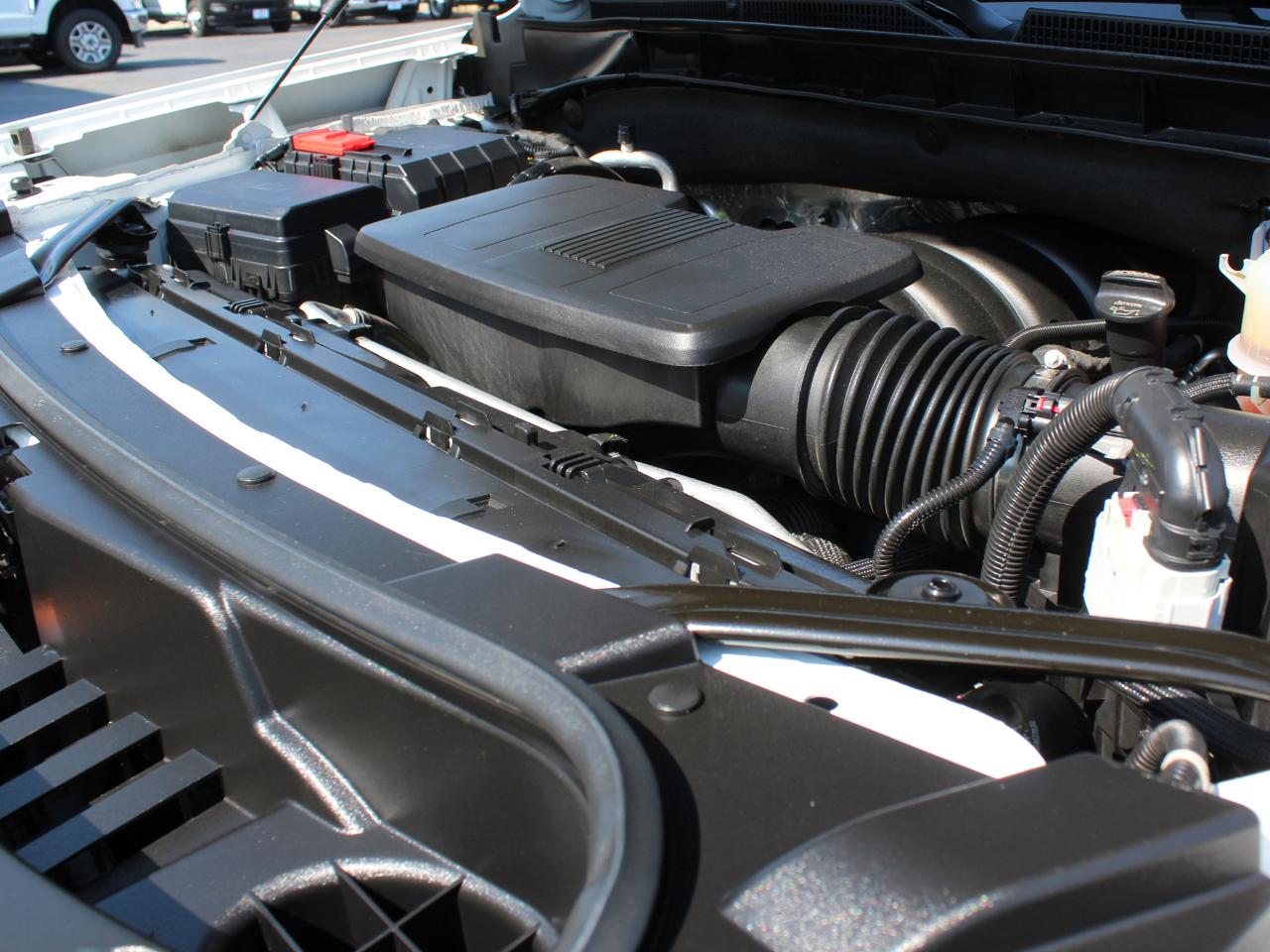 GMC Yukon Denali 4WD 2025