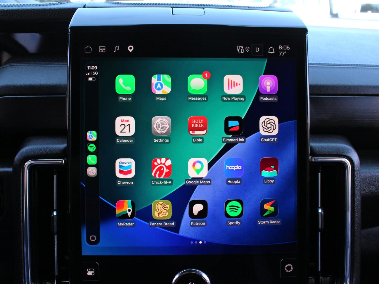 GMC Yukon Denali 4WD 2025