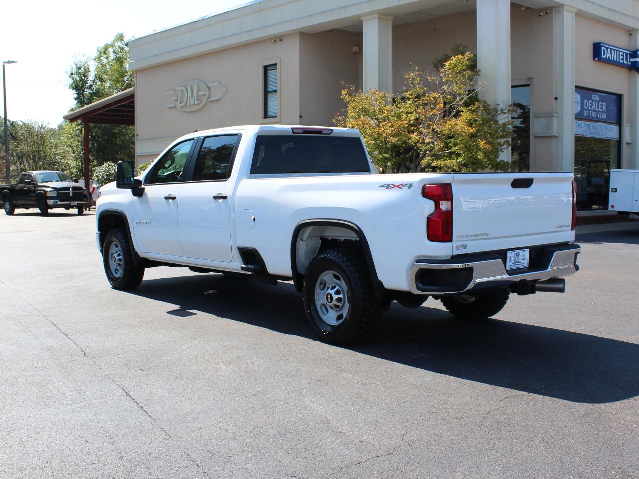 Chevrolet Silverado 2500HD Work Truck Crew Cab Long Box 4WD 2023
