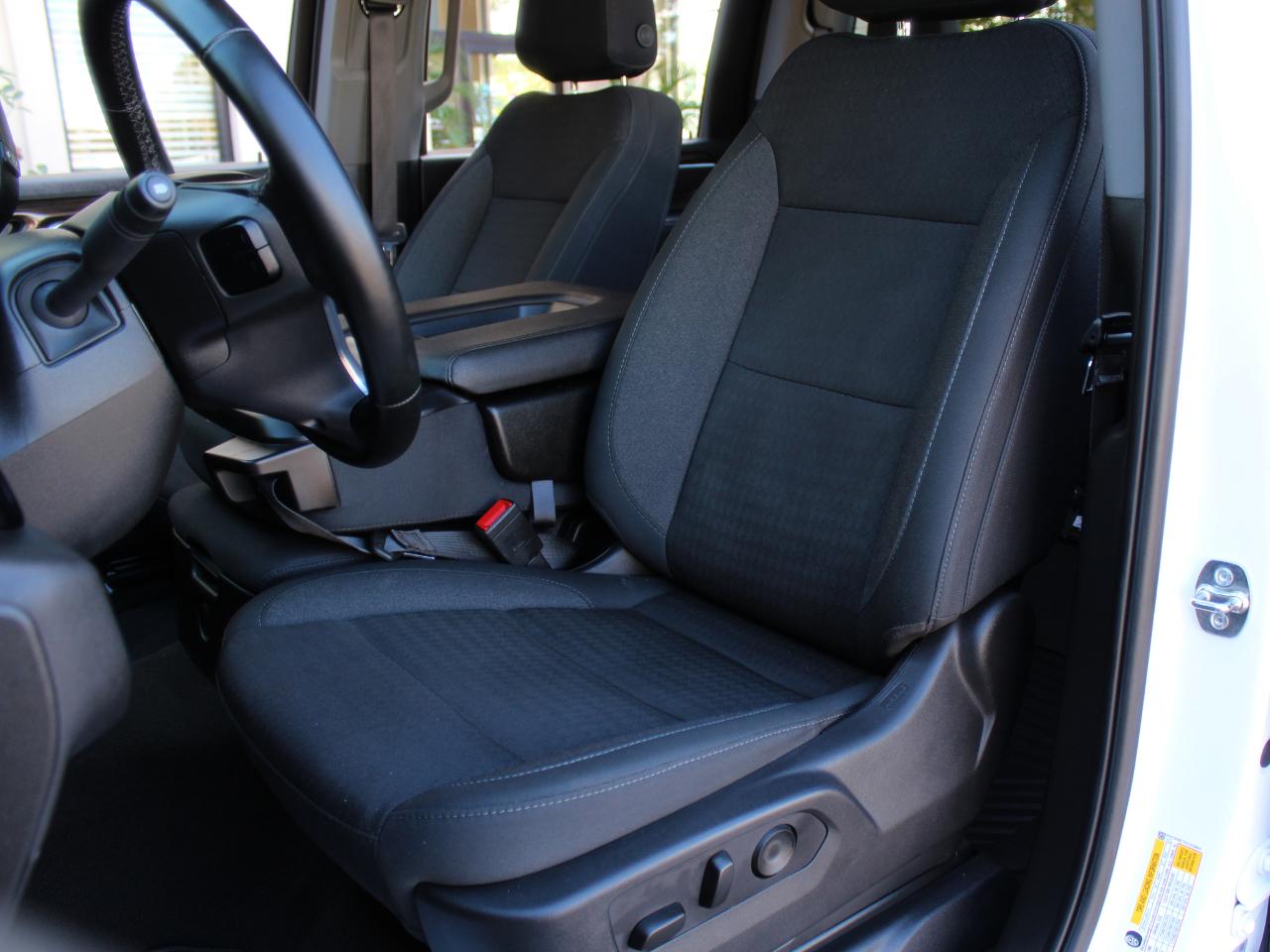 Chevrolet Silverado 2500HD LT Crew Cab Short Box 4WD 2025