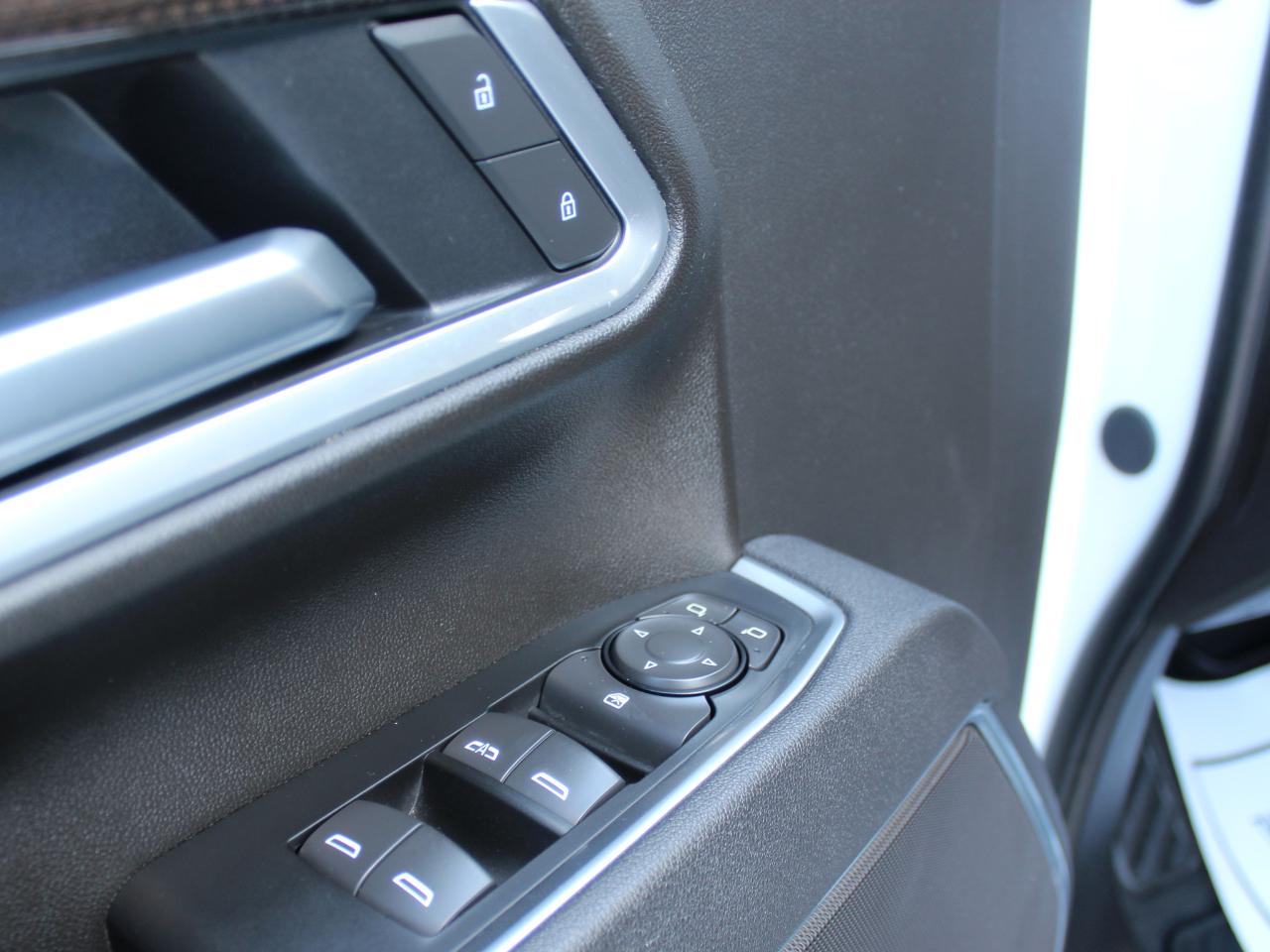 Chevrolet Silverado 2500HD LT Crew Cab Short Box 4WD 2025