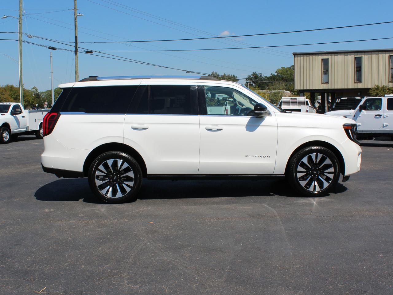 Ford Expedition Platinum 4WD 2025
