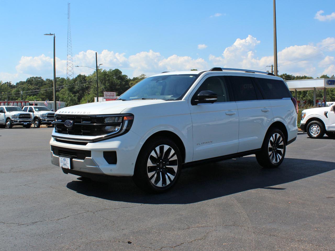 Ford Expedition Platinum 4WD 2025