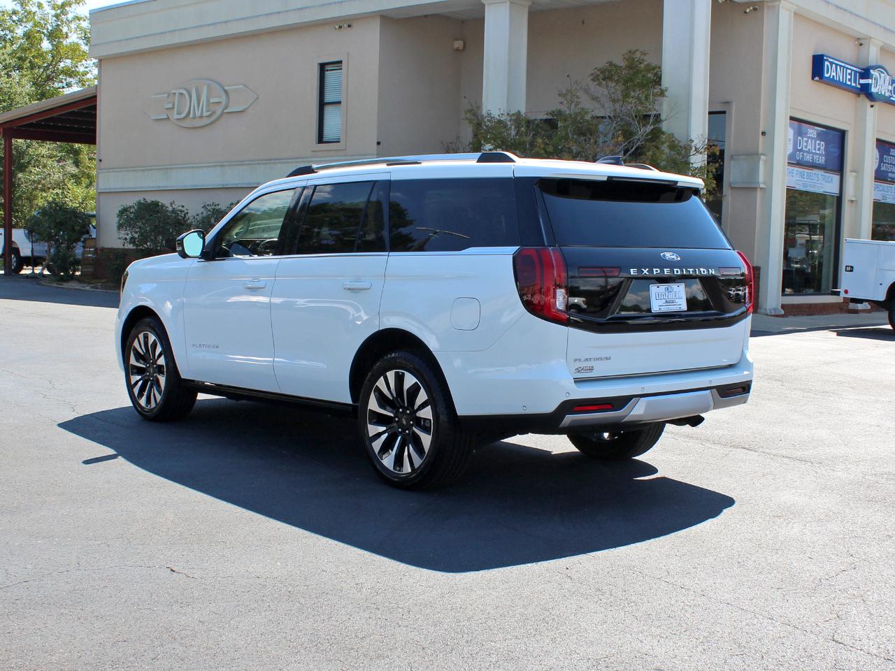 Ford Expedition Platinum 4WD 2025