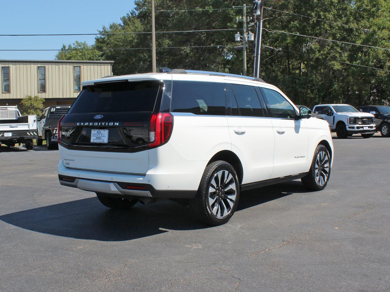 Ford Expedition Platinum 4WD 2025