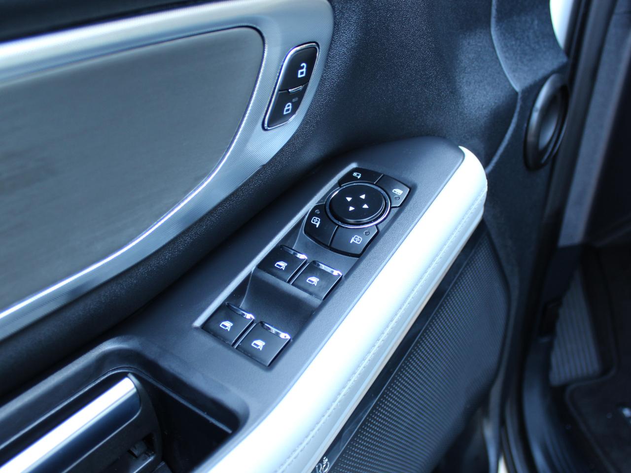 Ford Expedition Platinum 4WD 2025