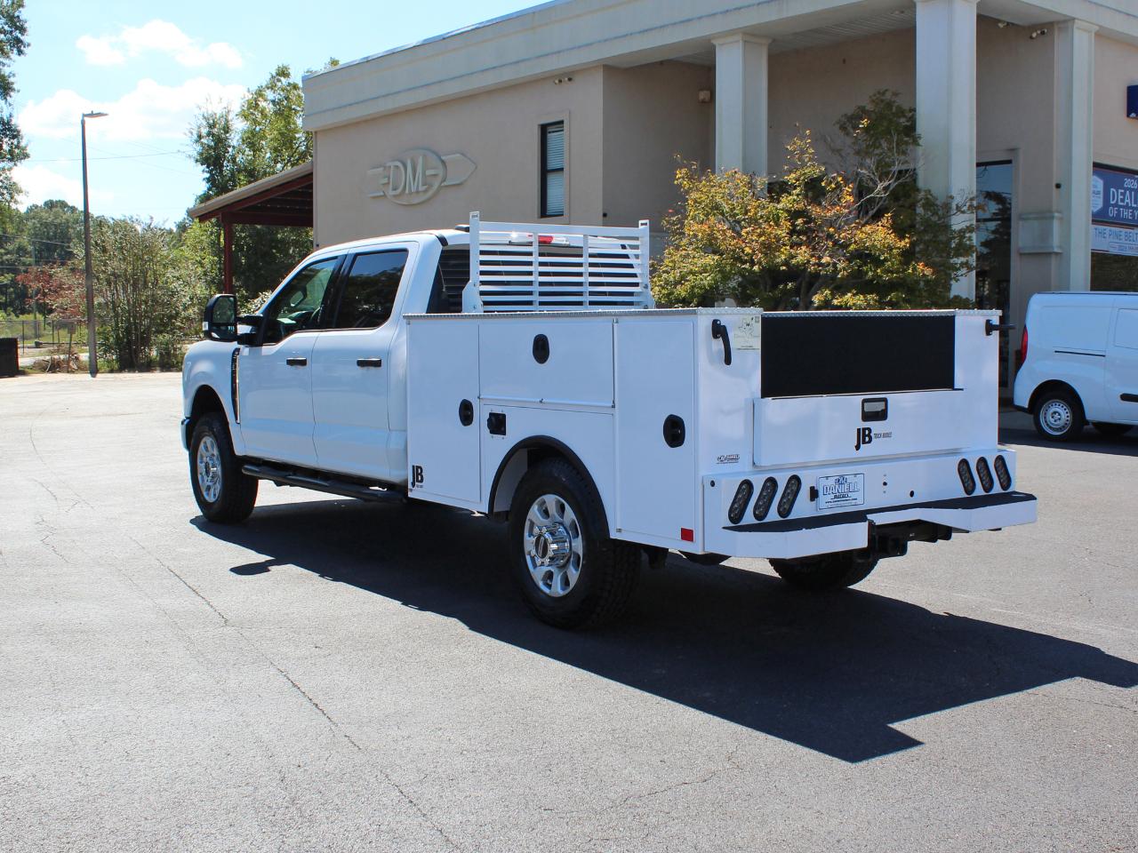 Ford F-350 SD XLT Crew Cab Long Bed 4WD 2024