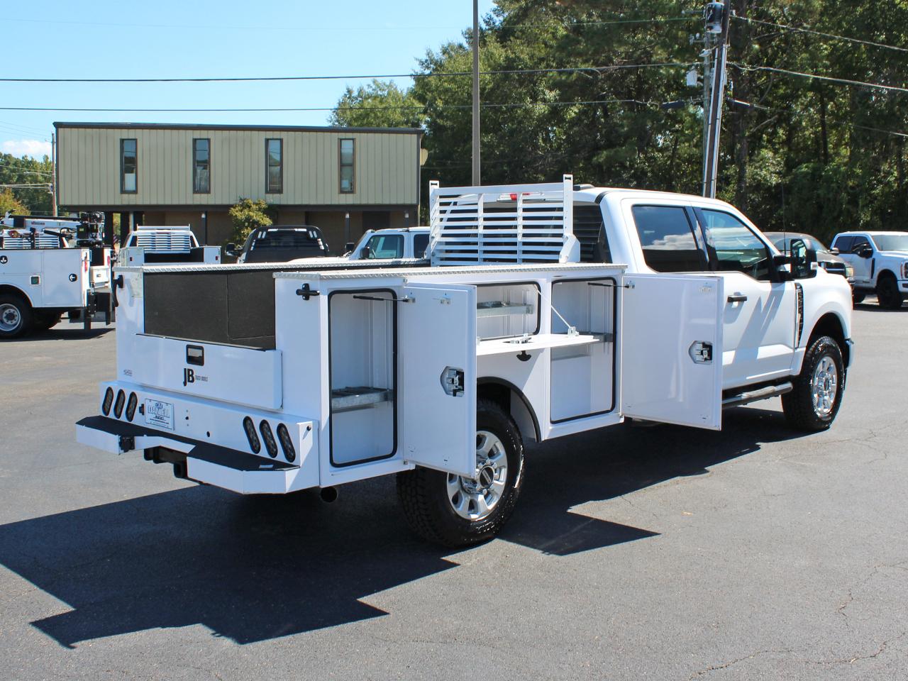 Ford F-350 SD XLT Crew Cab Long Bed 4WD 2024