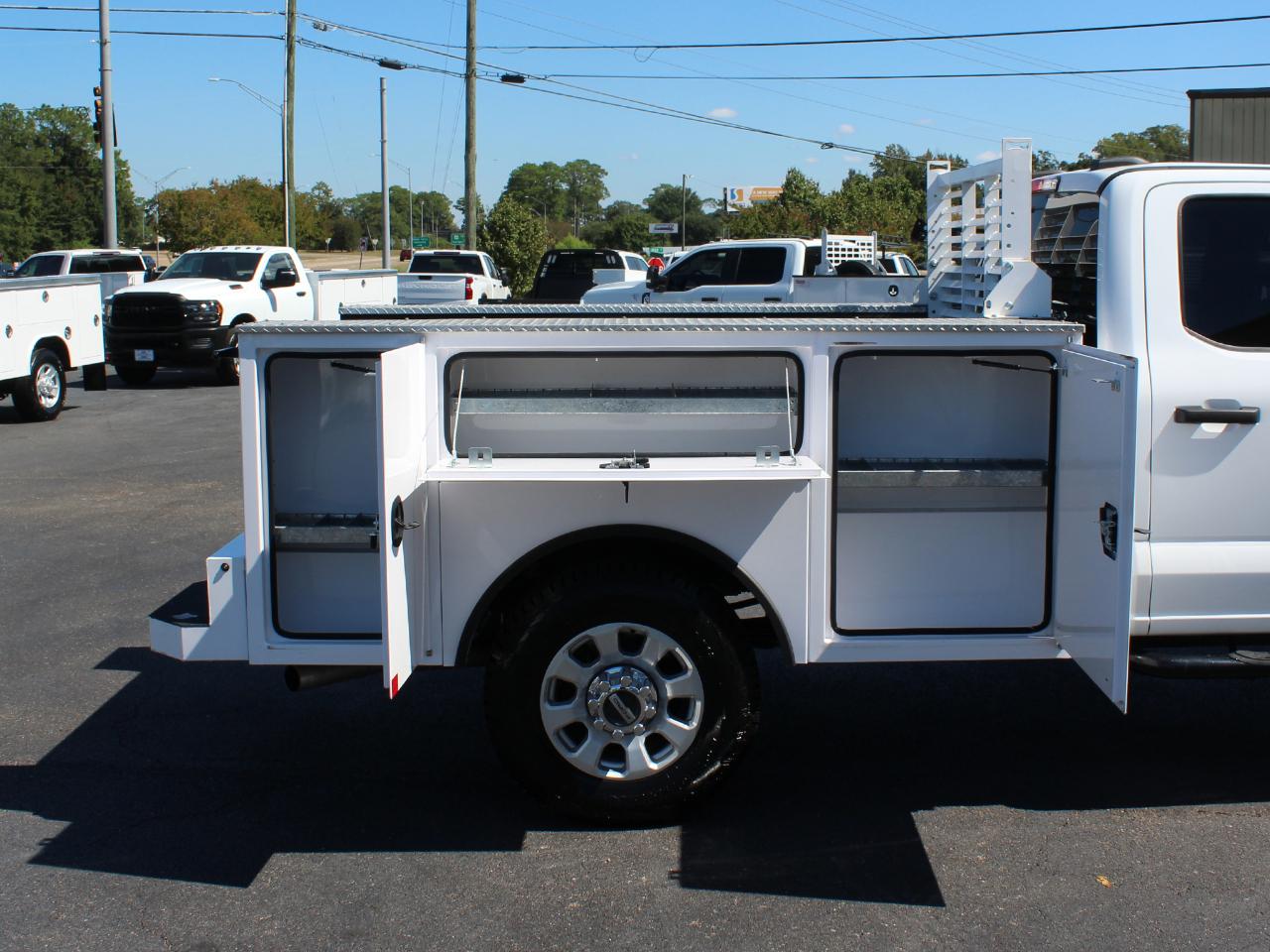 Ford F-350 SD XLT Crew Cab Long Bed 4WD 2024