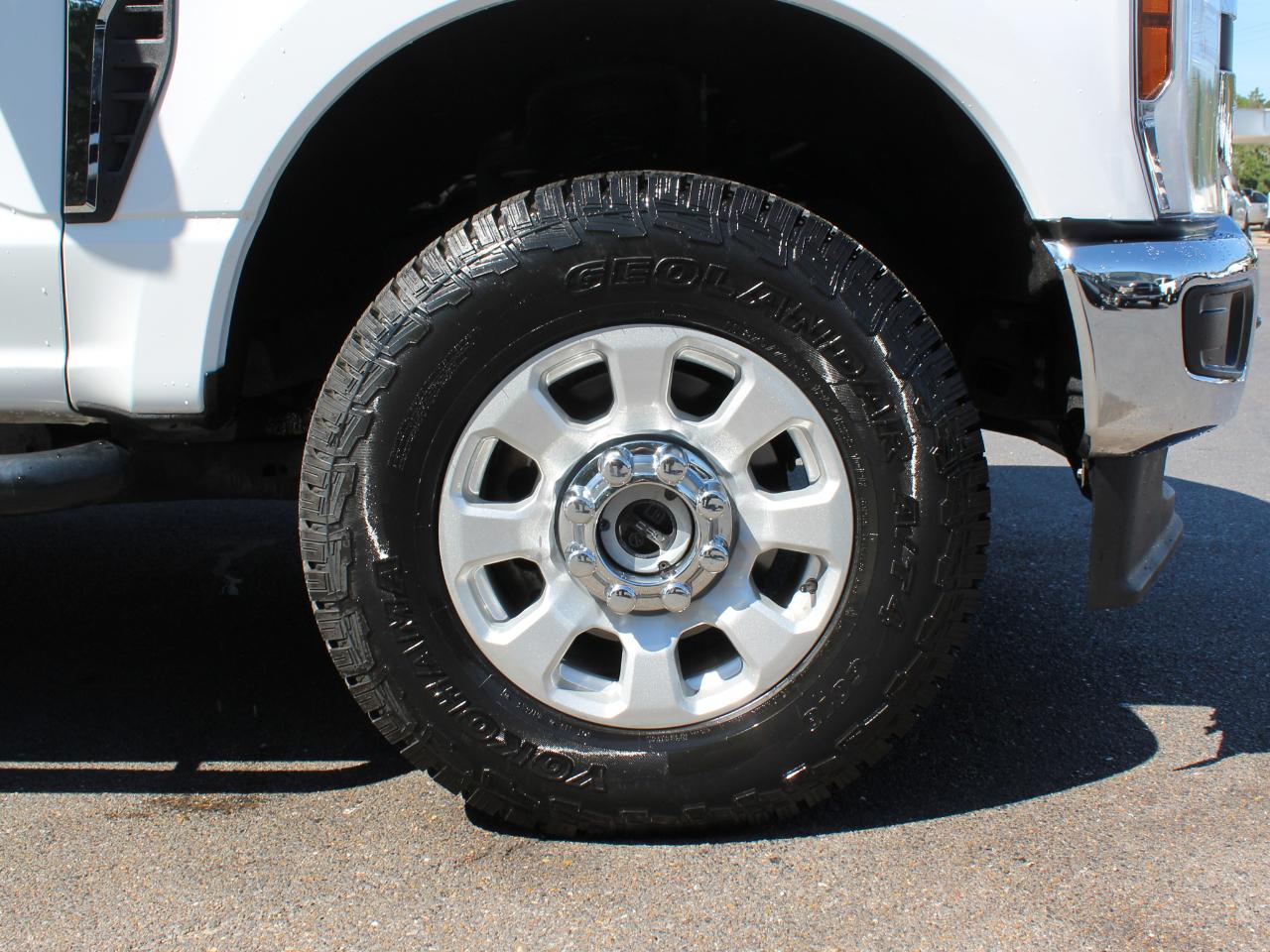 Ford F-350 SD XLT Crew Cab Long Bed 4WD 2024