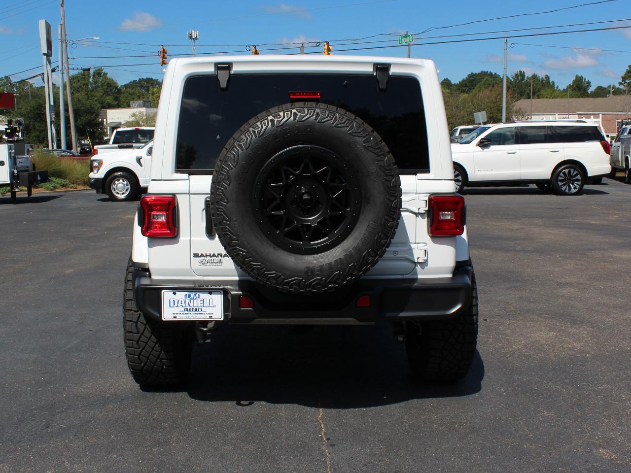 Jeep Wrangler Sahara 2026