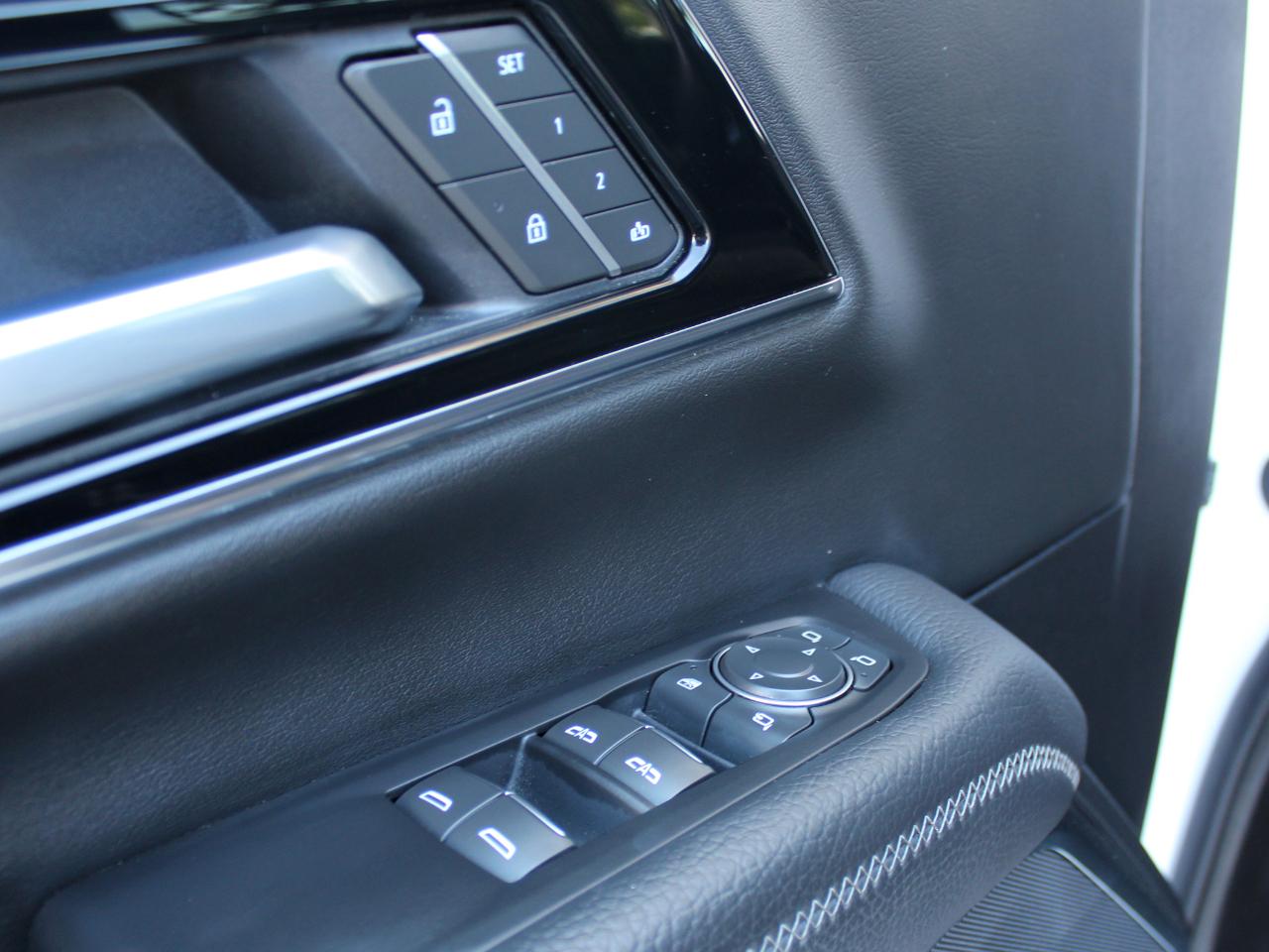 GMC Yukon Denali 2WD 2025