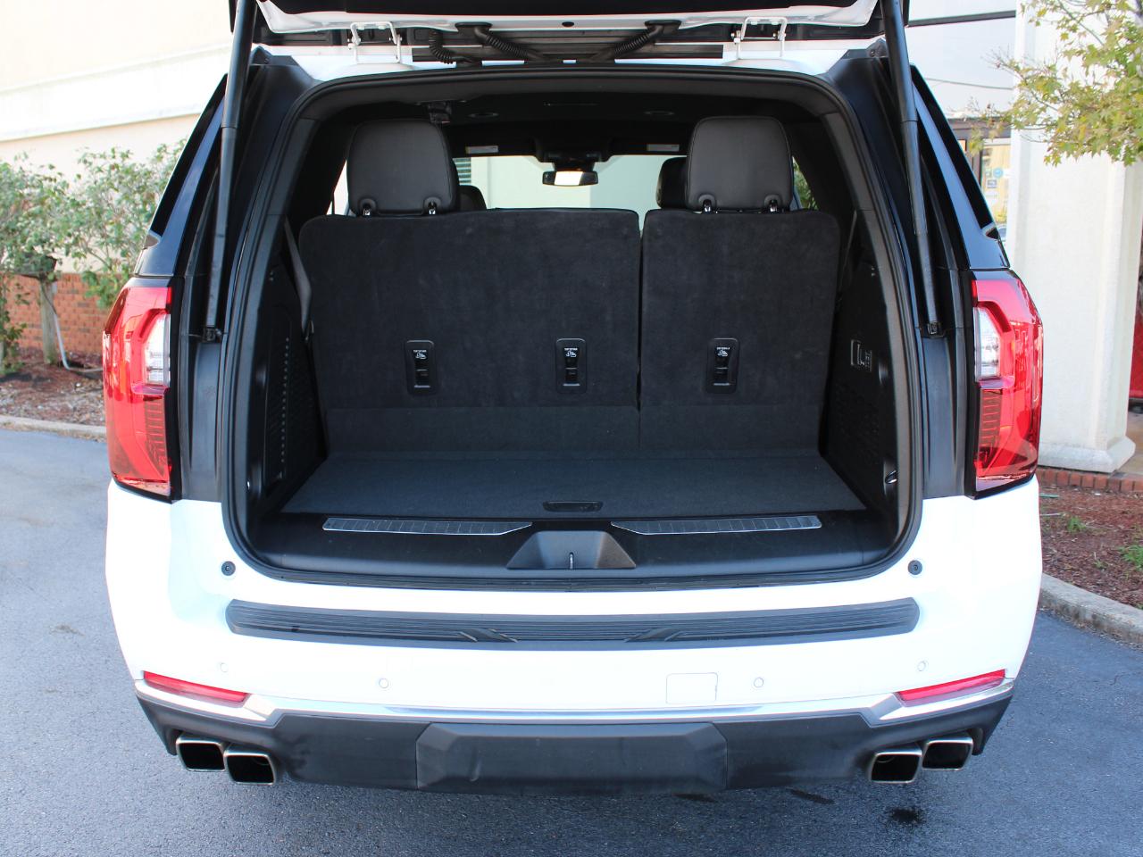 GMC Yukon Denali 2WD 2025