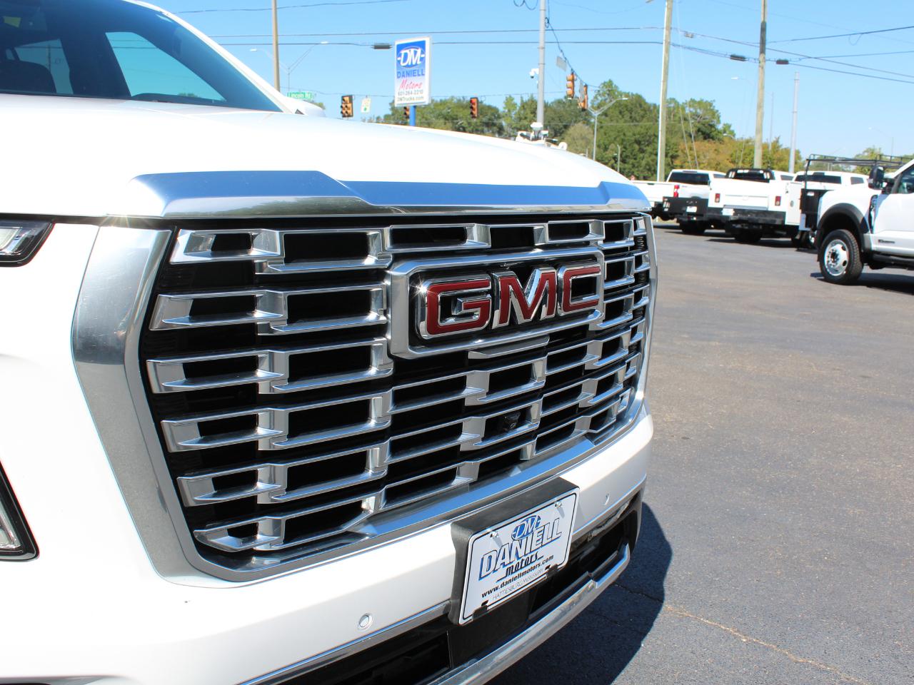 GMC Yukon Denali 2WD 2025