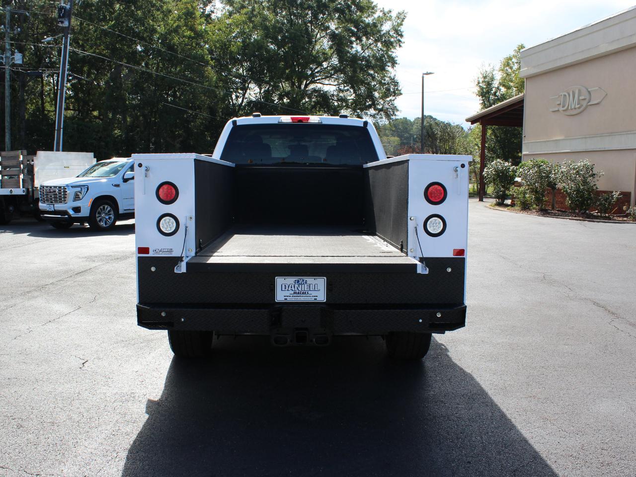 Ford F-250 SD XLT Crew Cab Long Bed 4WD 2025