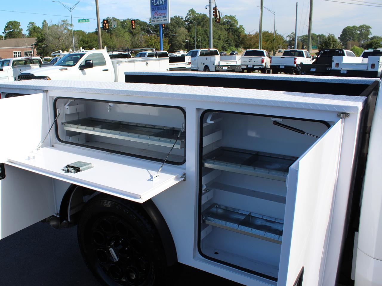 Ford F-250 SD XLT Crew Cab Long Bed 4WD 2025