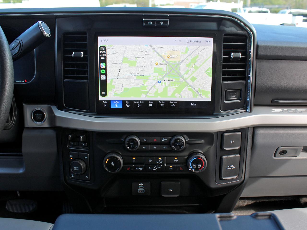 Ford F-250 SD XLT Crew Cab Long Bed 4WD 2025