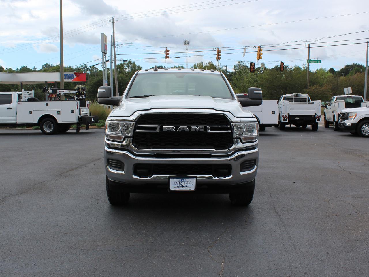 RAM 2500 Tradesman Crew Cab LWB 4WD 2023