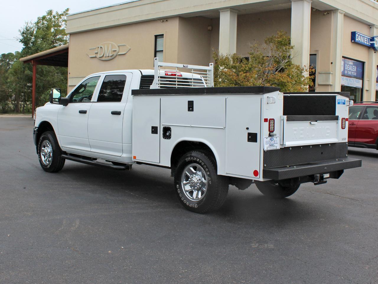 RAM 2500 Tradesman Crew Cab LWB 4WD 2023