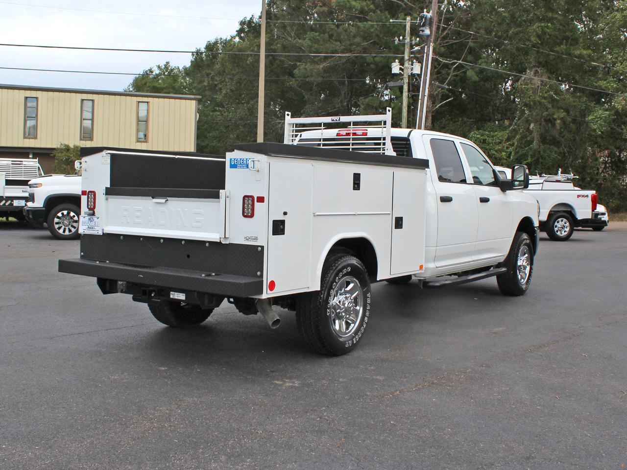 RAM 2500 Tradesman Crew Cab LWB 4WD 2023