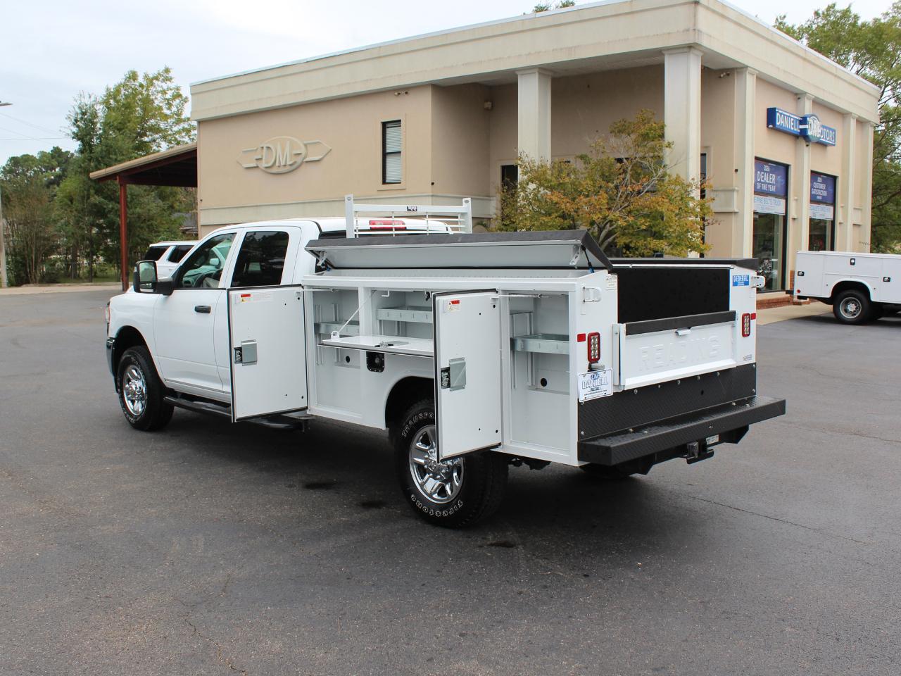 RAM 2500 Tradesman Crew Cab LWB 4WD 2023