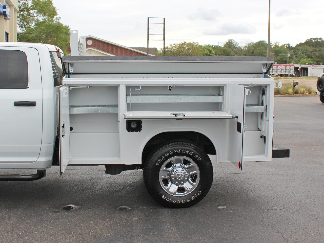 RAM 2500 Tradesman Crew Cab LWB 4WD 2023
