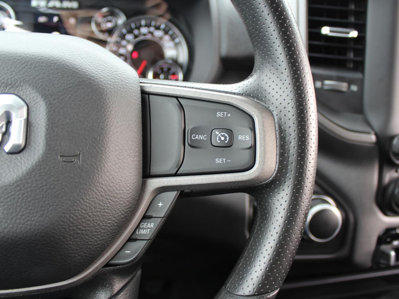 RAM 2500 Tradesman Crew Cab LWB 4WD 2023