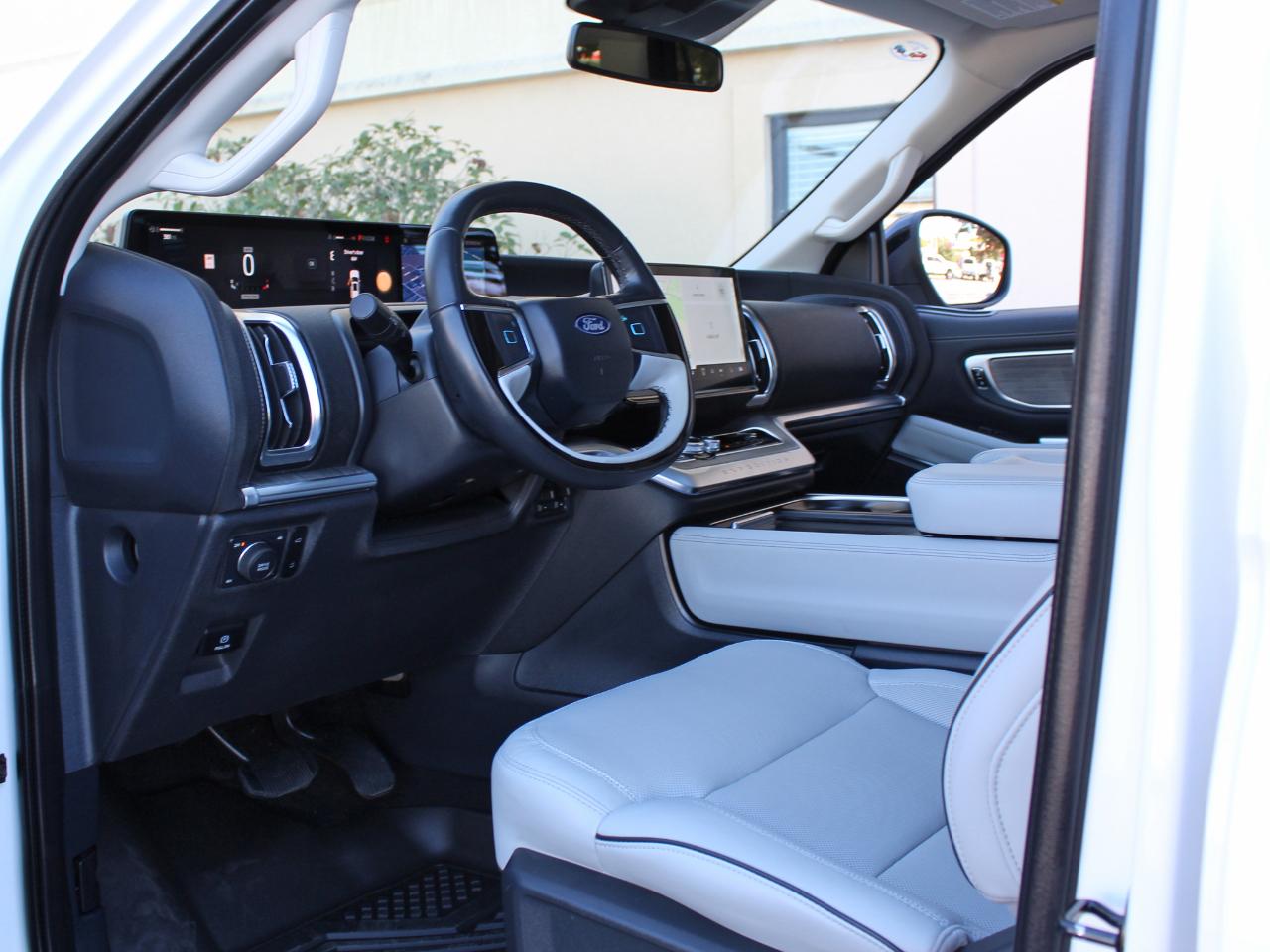 Ford Expedition  2025