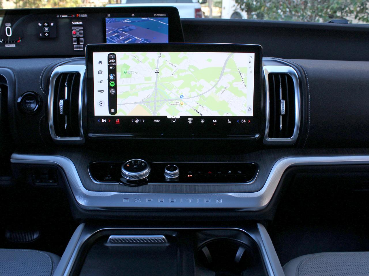 Ford Expedition  2025