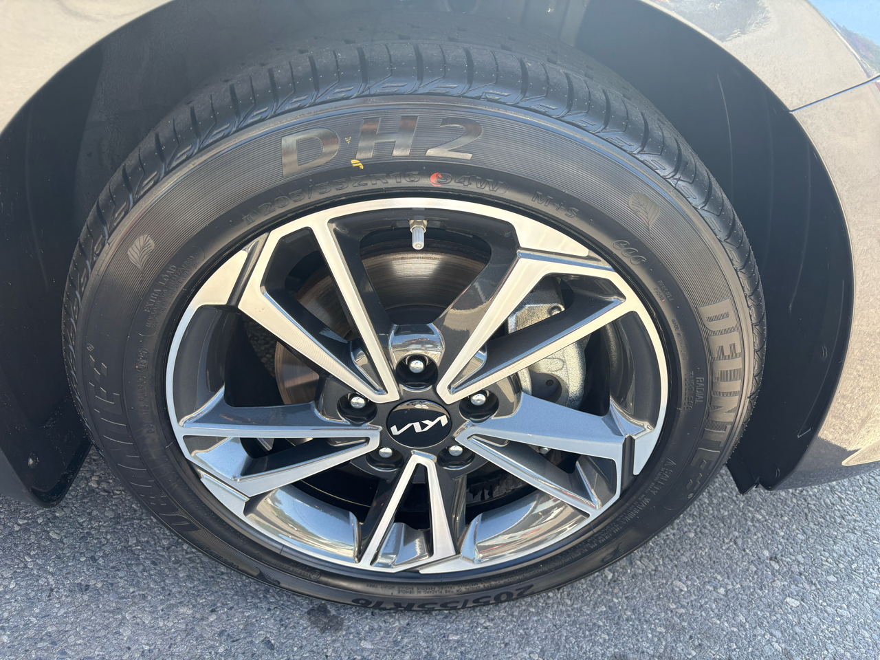 2023 Kia Forte LXS photo 6