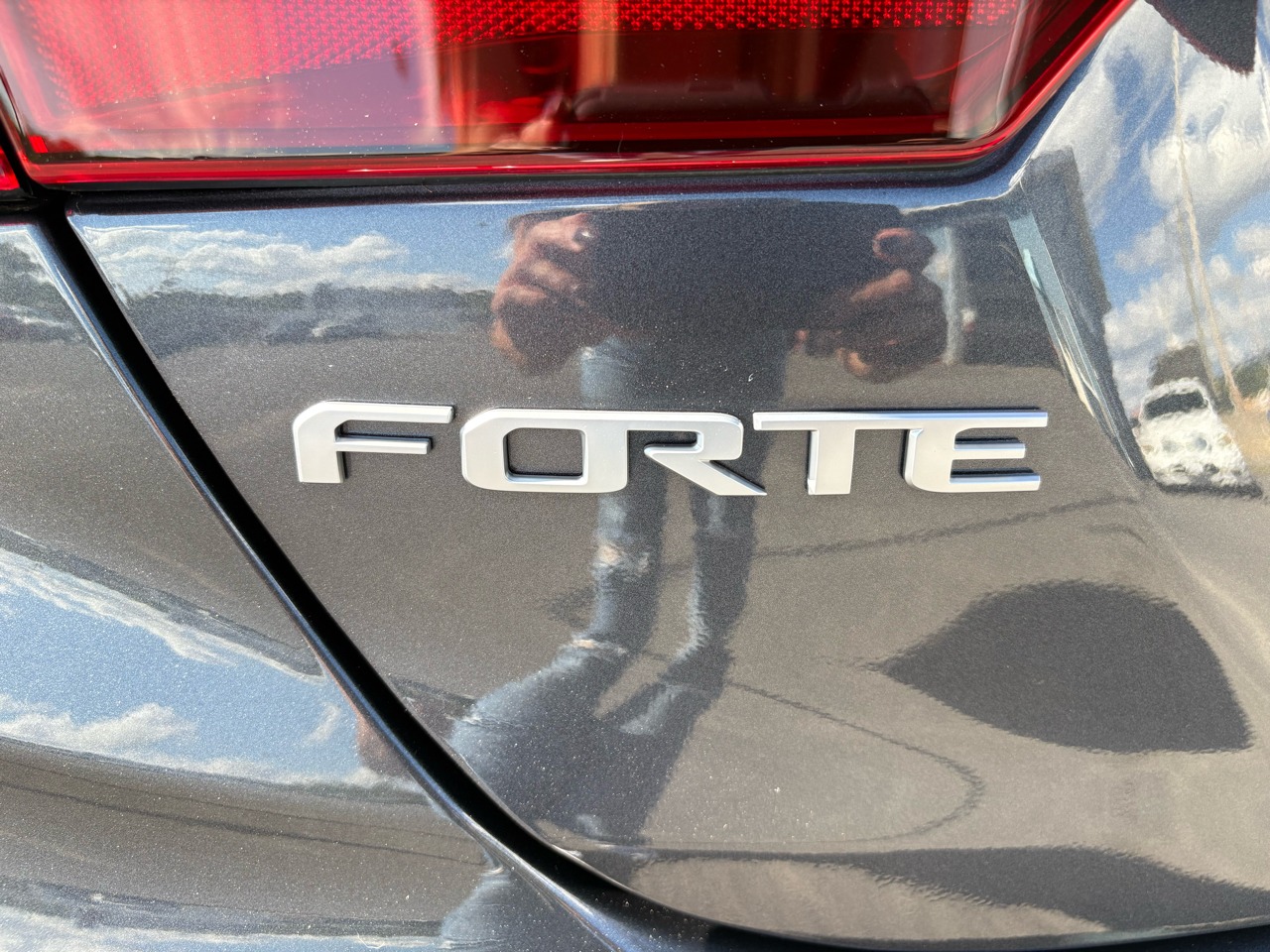 2023 Kia Forte LXS photo 24