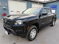 2022 Nissan Frontier  2022 Nissan Frontier