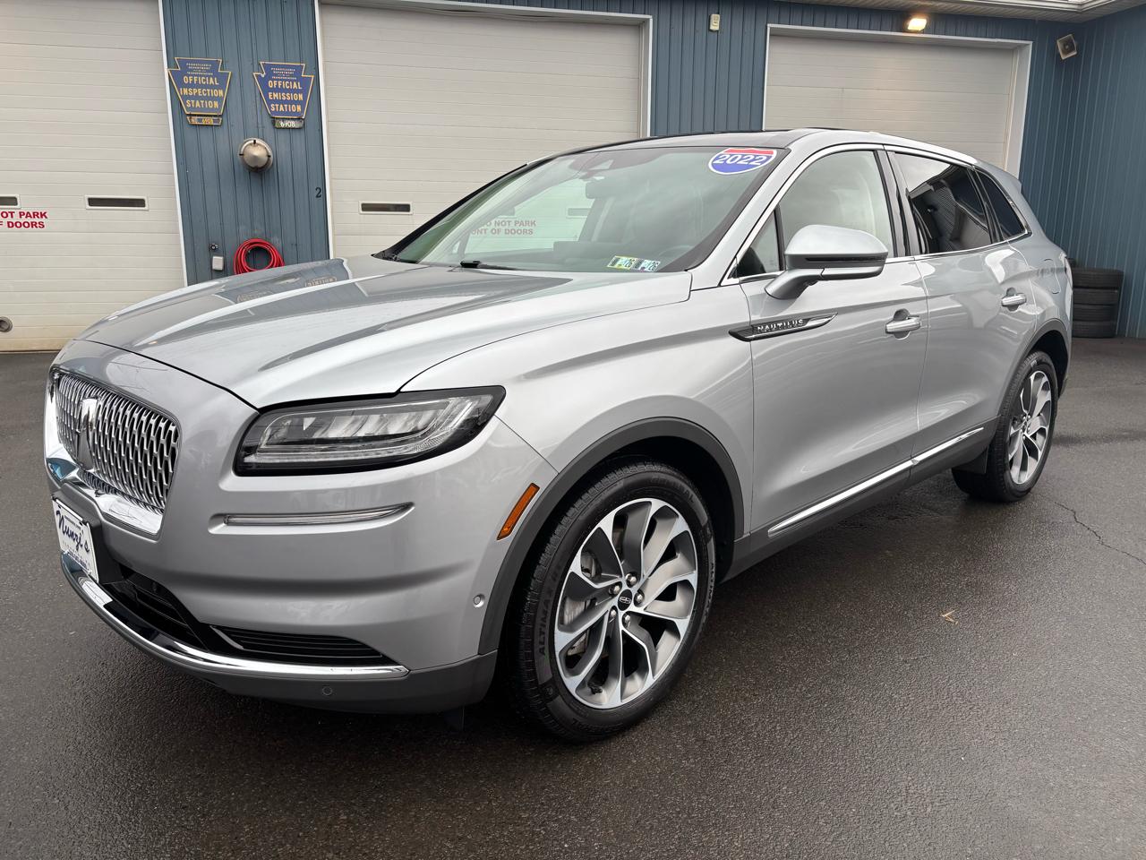 2022 Lincoln Nautilus Reserve AWD