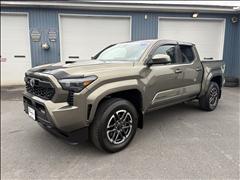 2025 Toyota Tacoma 4WD 