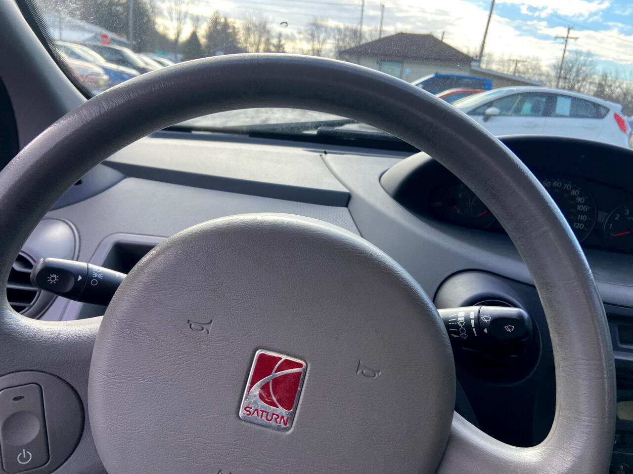 Saturn ION Sedan 2 2003