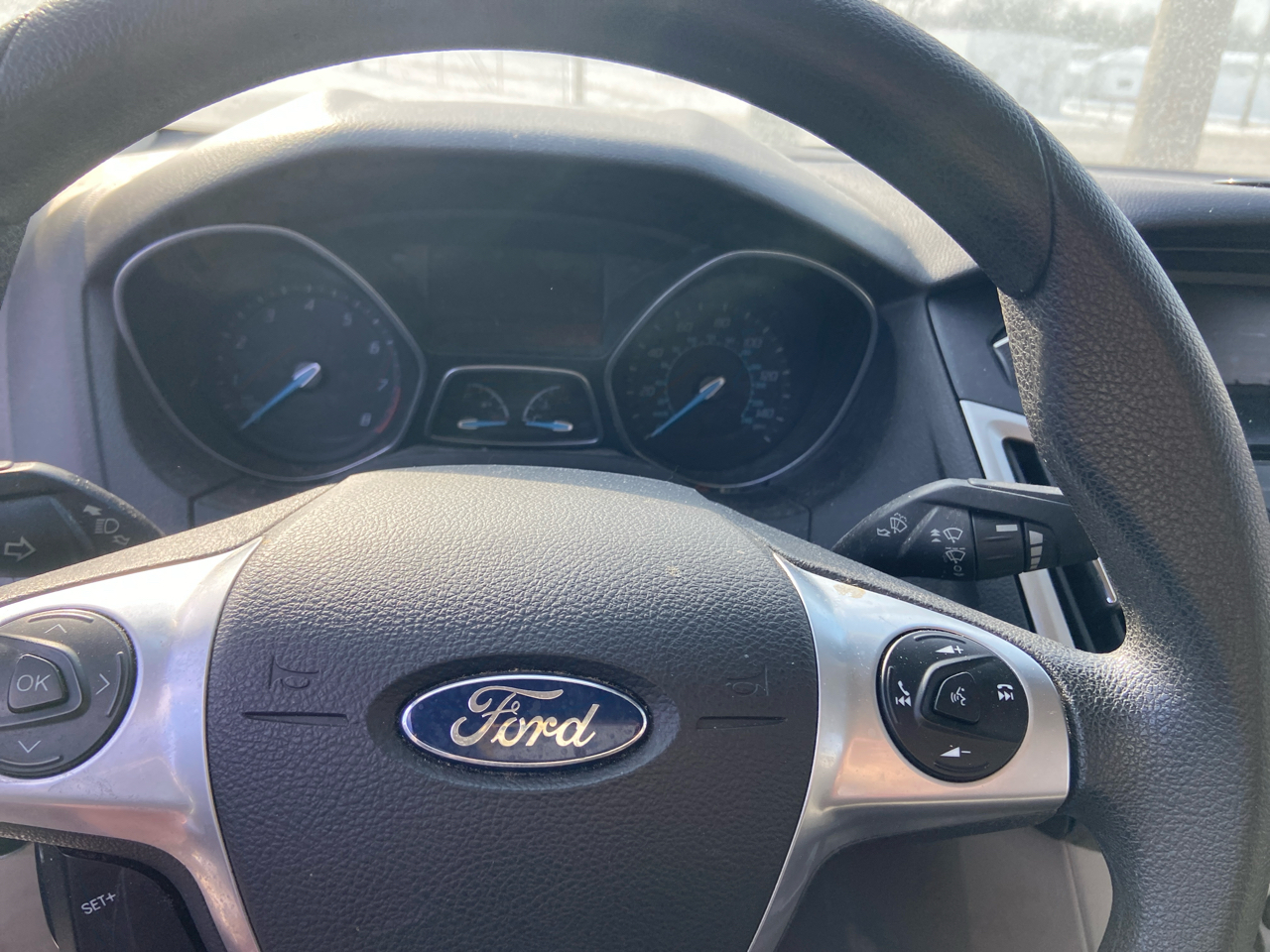 Ford Focus SES 4D Sedan 2014