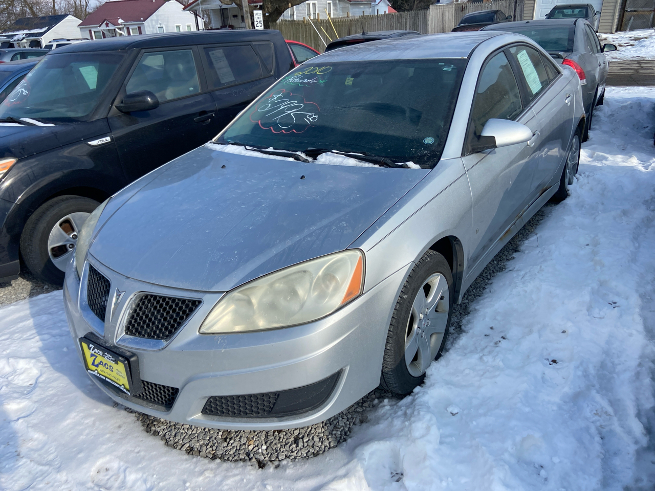 Pontiac G6 Base 2010