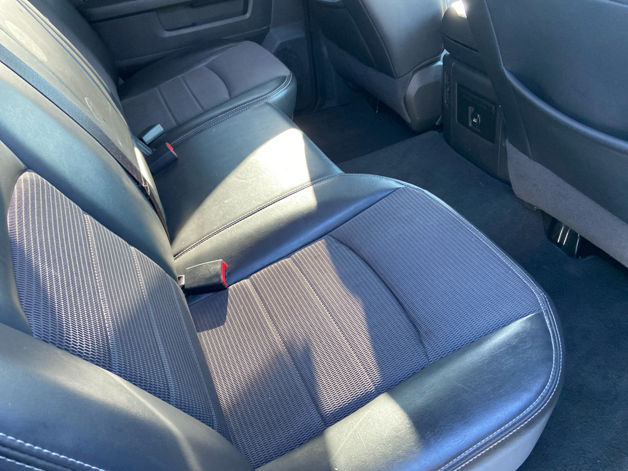 RAM 1500 Sport Crew Cab 4WD 2011