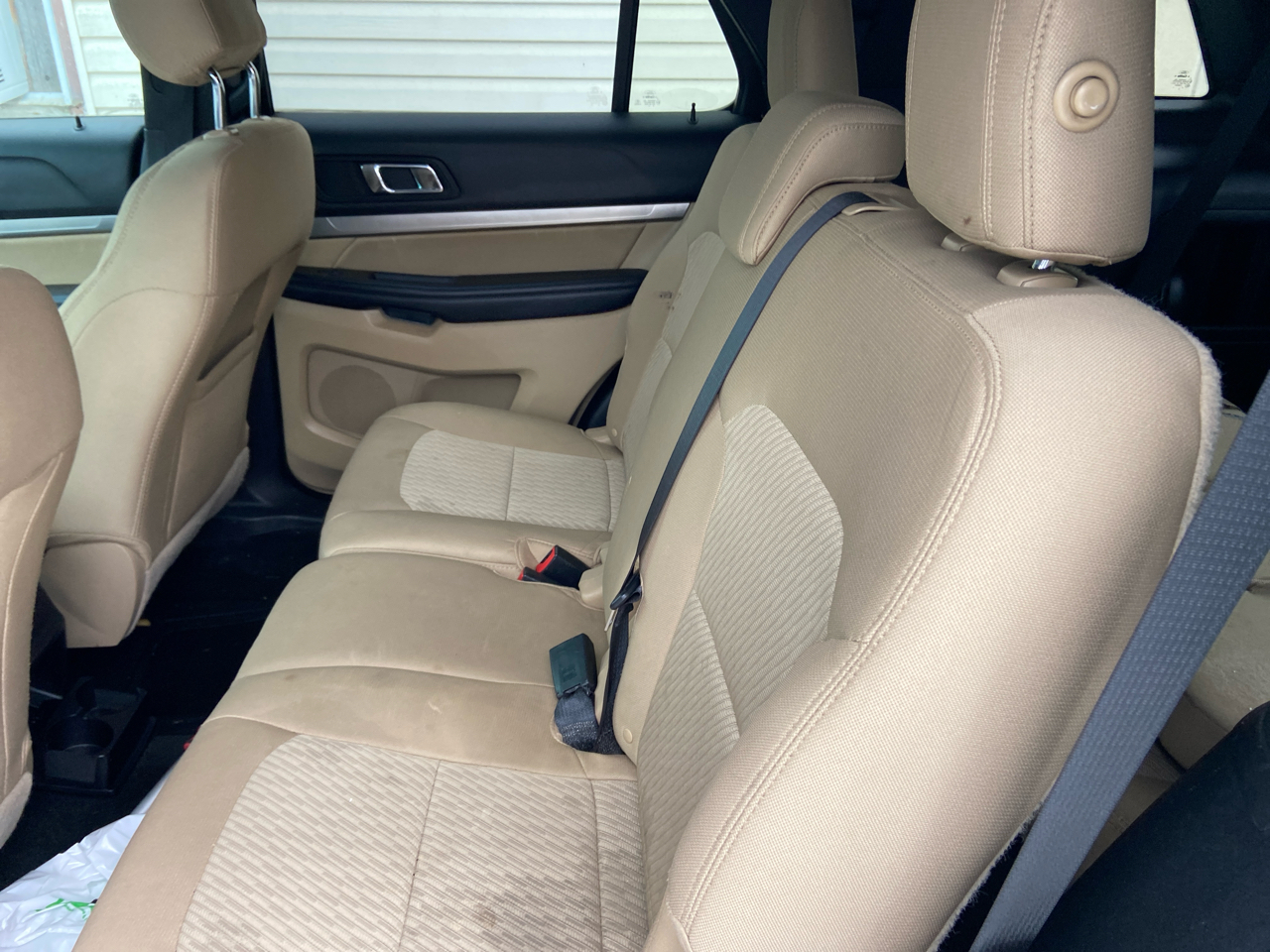 Ford Explorer Base 4WD 2016