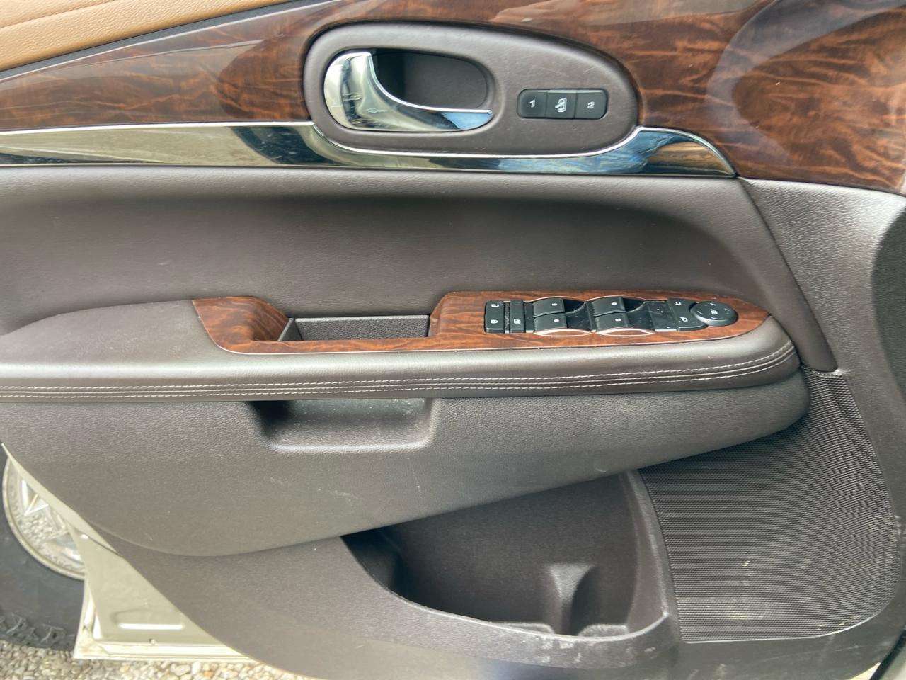 Buick Enclave Leather AWD 2015