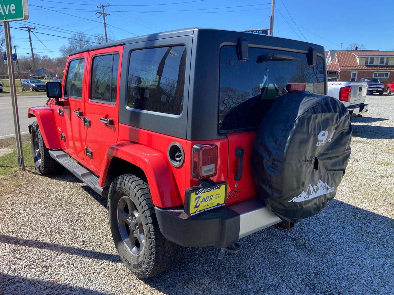 Jeep Wrangler Unlimited Sahara 4WD 2013