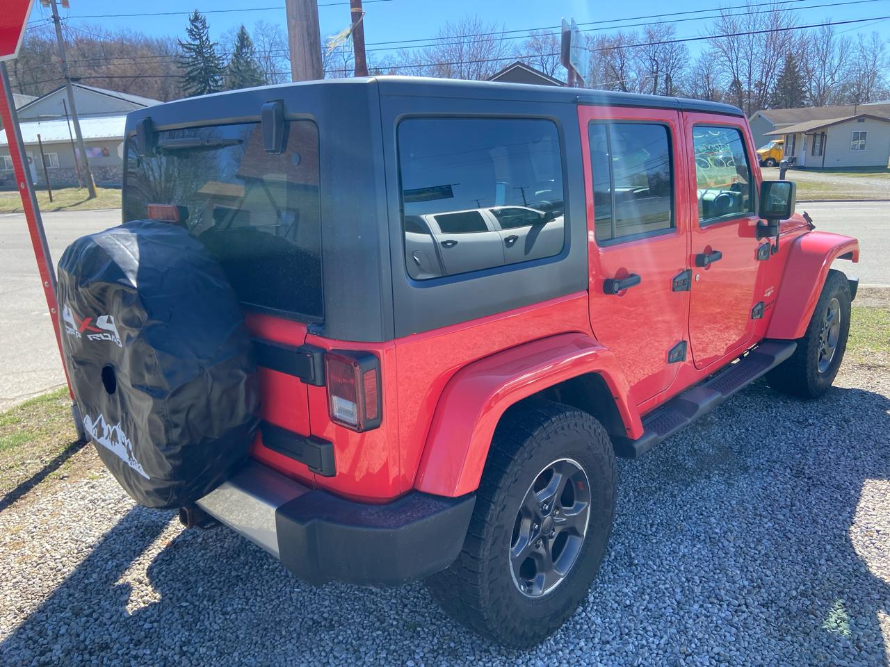 Jeep Wrangler Unlimited Sahara 4WD 2013