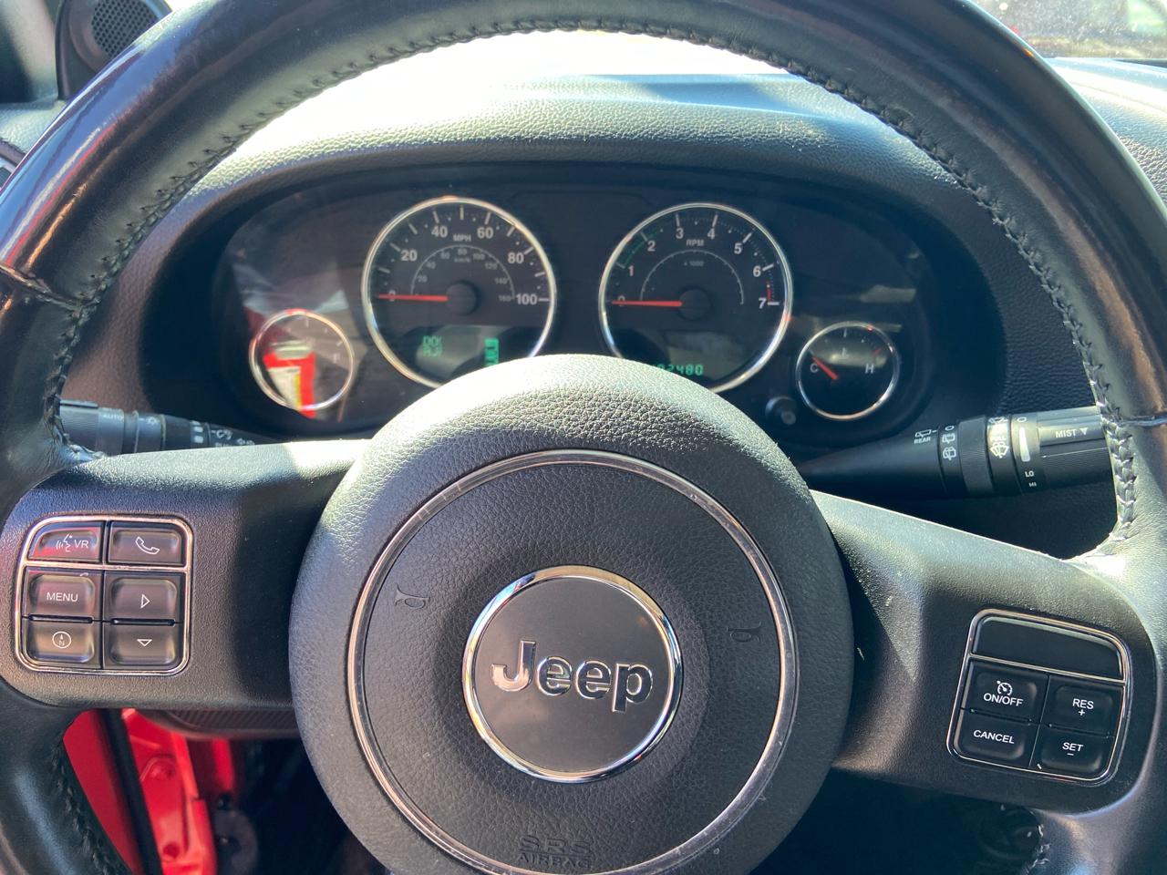 Jeep Wrangler Unlimited Sahara 4WD 2013